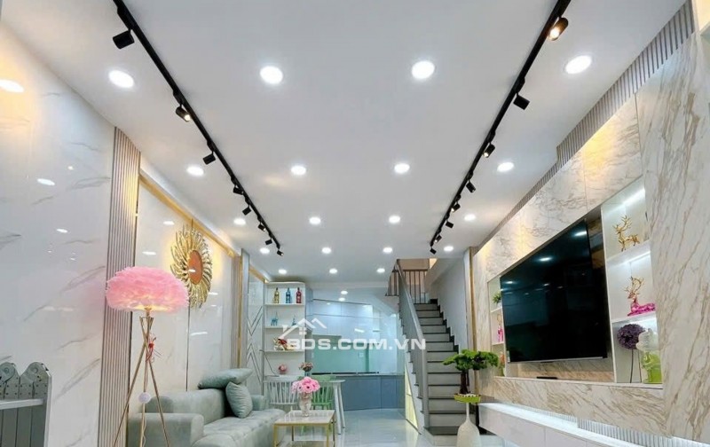 Cần bán nhà 4 tầng / NGUYỄN THỊ THẬP mặt tiền Hẻm Xe Hơi