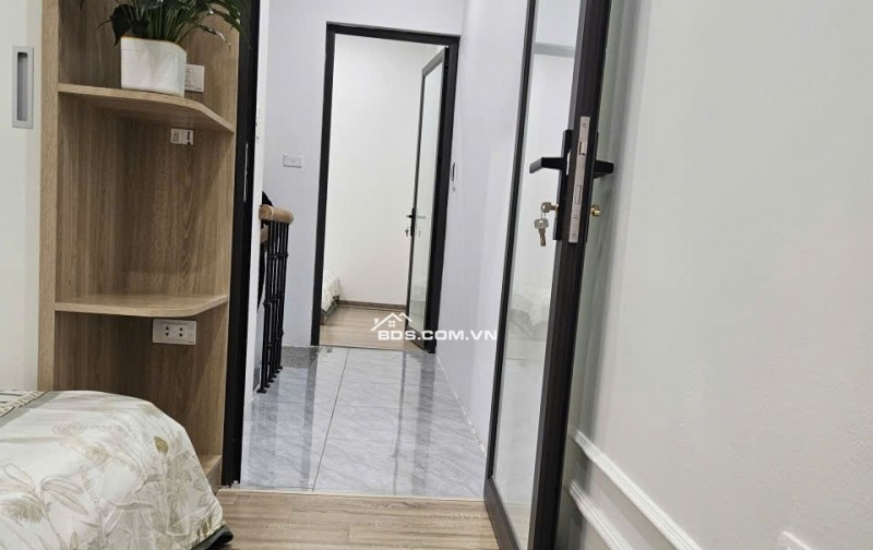 Chính chủ cần bán 2 căn nhà mới xây tại khu vực phát triển cực nóng quận Thanh Xuân. Phù hợp cho gia đình trẻ định cư hoặc đầu tư giữ tiền.