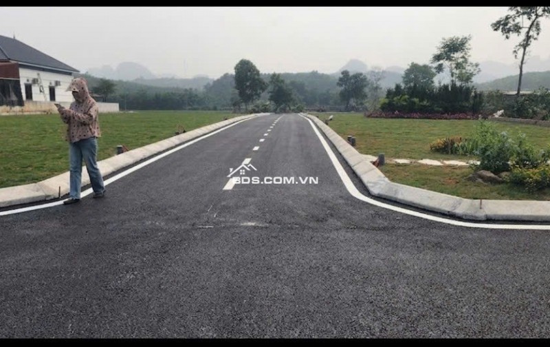 CHỈ HƠN 300 TRIỆU – CÓ NGAY ĐẤT GẦN KCN  Ba Đồi – Lạc Thủy