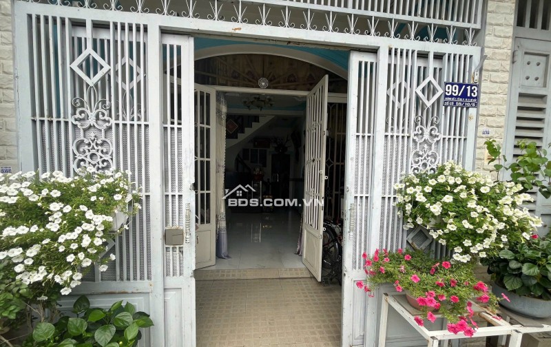 BÁN NHÀ CHÍNH CHỦ: NHỎ, ĐẸP, CHẮC CHẮN, HẺM THÔNG - RỘNG, KDC THÂN THIỆN. LH:0989051114.