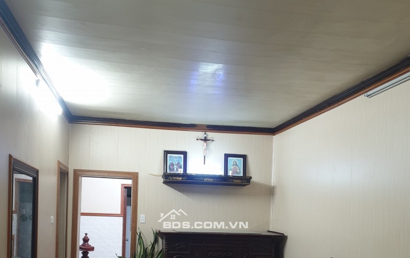 BÁN NHÀ 2.55 TỶ 3 TẦNG 74M2 CHỈ SAU NHÀ MẶT ĐƯỜNG KHU LIÊN CƠ