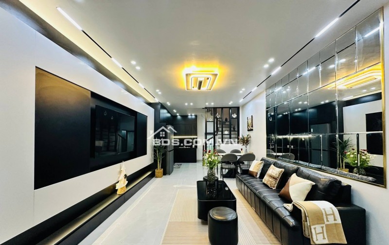 Bán Nhà Gần Phố Cự Lộc, Thanh Xuân 35m, 4 tầng, mt 4m, giá 10.85 tỷ.