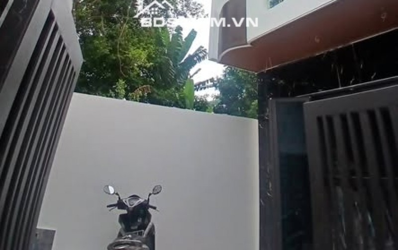 BÁN NHÀ ĐẸP 2.38 TỶ 3 TẦNG 65M2 ( ĐÔNG NAM ) NGÕ ĐIỆN BIÊN