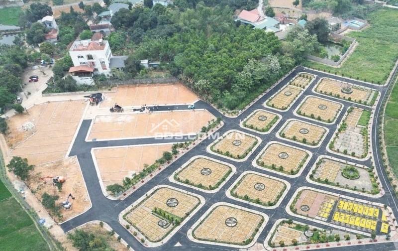 CẦN BÁN GẤP – LÔ ĐẤT VÀNG TRỤC CHÍNH TRẠI LÁNG – GẦN TOMODACHI LÀNG MÍT