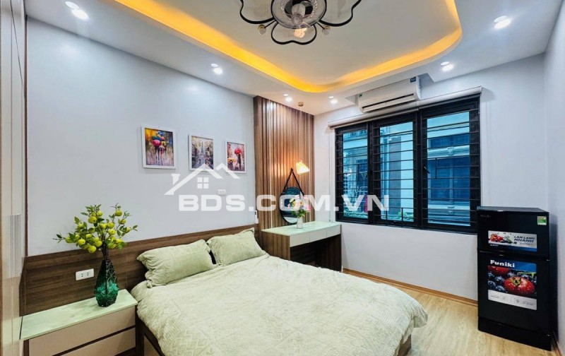 Bán Nhà Dòng Tiền Hoàng Mai 42/46m, 5 tầng, mt 3.5m, giá 13.6 tỷ.