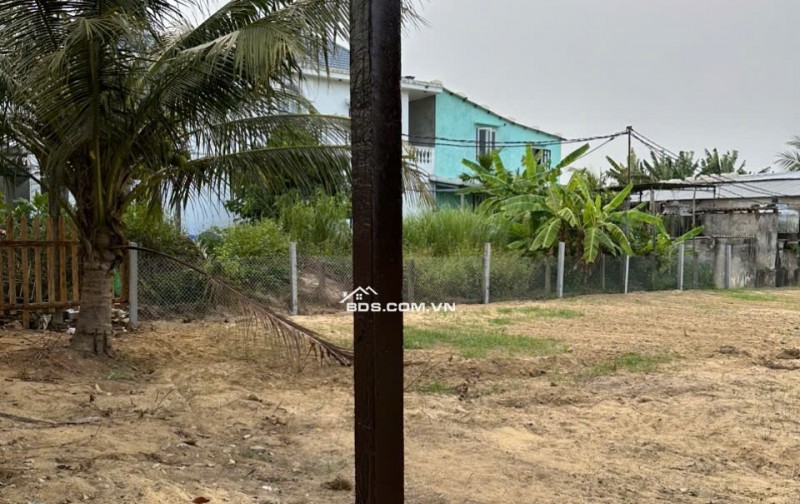 BÁN ĐẤT MẶT TIỀN NGUYỄN TRI PHƯƠNG – SÁT SÔNG THU – HỘI AN. LH:0903597565