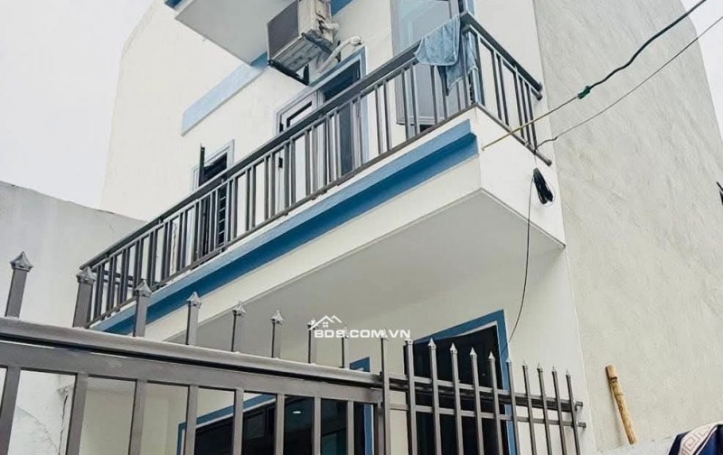 BÁN NHÀ 2.2 TỶ 3 TẦNG 54M2 XÂY ĐỘC LẬP NGÕ LƯƠNG THẾ VINH