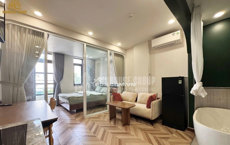 CHO THUÊ CĂN HỘ CAO CẤP , GẦN VÒNG XOAY HÀNG XANH, 55M2 CHỈ 13TR/TH. LH:0982048459.