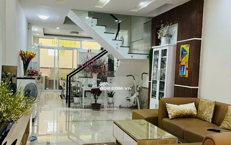 BÁN NHÀ 617/** NGUYỄN KIỆM, PHƯỜNG 9, QUẬN PHÚ NHUẬN. 75.1M2 CHỈ 13.8 TỶ. LH:0937133343