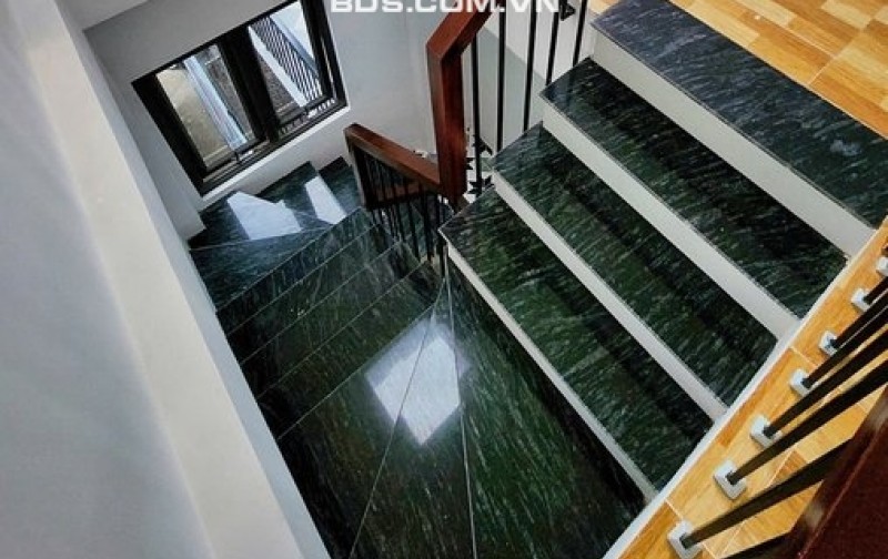 Chủ rất cần tiền bán căn biệt thự Vinhomes Riverside Phúc Đồng Long Biên