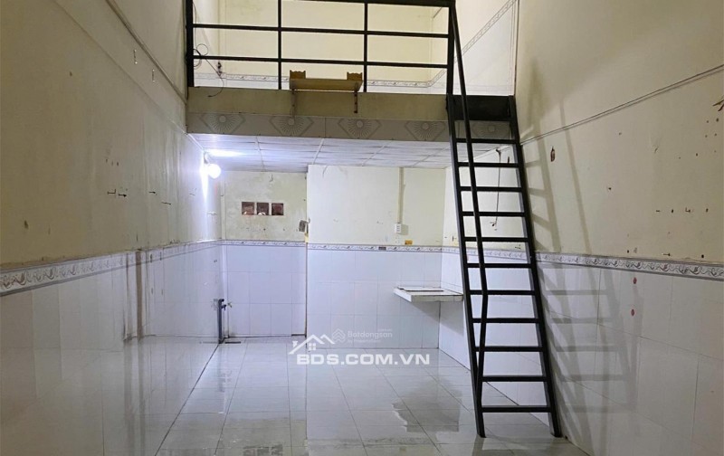 Nhà trọ có gác, phòng đẹp, rộng rãi ngay trung tâm TP. Cần Thơ , cầu Hưng Lợi