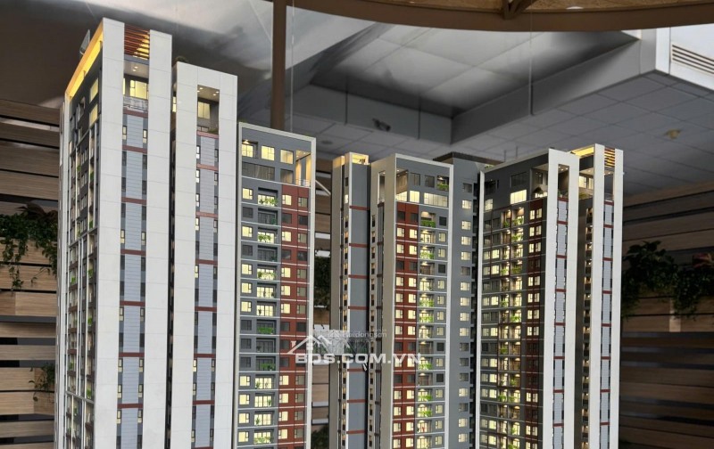 Căn 2PN giá tốt tại Essensia Sky, view hồ bơi giá chỉ 5 ty 6