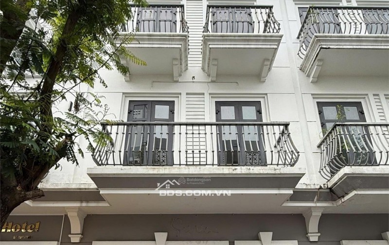 Bán Shophouse giá cực chất 8,2 tỷ. DT 75m2 tại Vincom Shophouse Cao Lãnh, Đồng Tháp