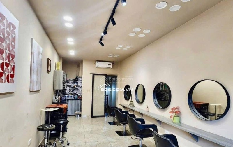 Bán Mặt Phố Kinh Doanh 30m2 , 5 Tầng , 3.2mt giá cực hạt dẻ