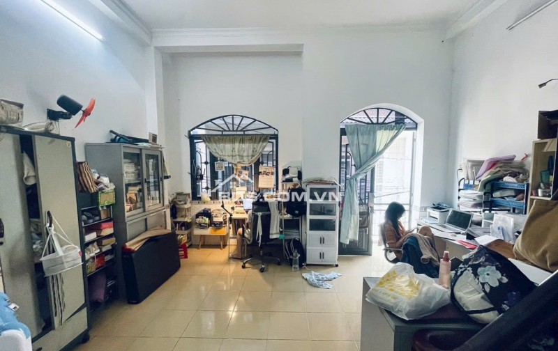 HIẾM TÂN BÌNH – NGANG 5.1M – 3 TẦNG BTCT – HẺM THÔNG – CHỈ 5.6 TỶ