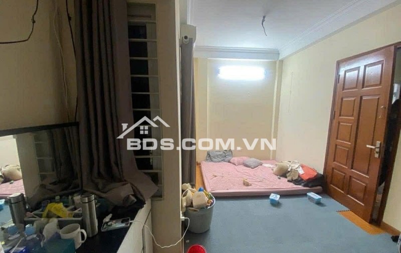 BÁN NHÀ XUÂN ĐỈNH-5 TẦNG-MT 4.5M- NHỈNH 8 TỶ-3M RÂ Ô TÔ-SỔ ĐỎ CC-KHÔNG QUY HẠCH