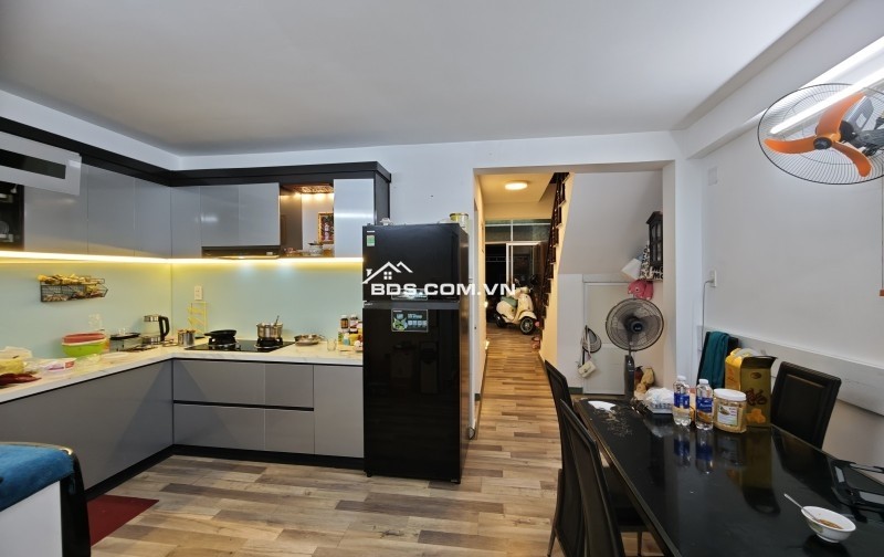 Nhà Trần Xuân Lê 70m2 ngang 5m đường 5.5m giá 6.05 tỷ