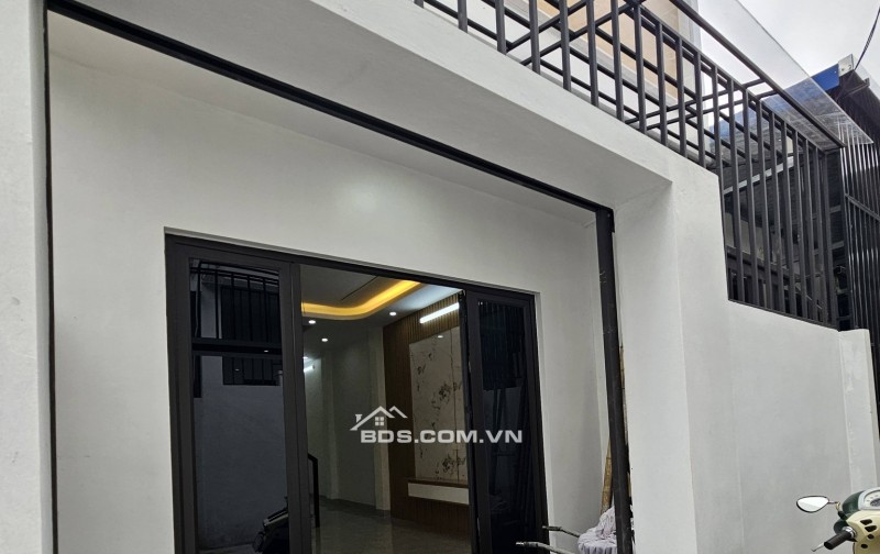 BÁN NHÀ ĐẸP 1.95 TỶ 3 TẦNG 50M2 ( TÂY NAM ) KHU LỘC VƯỢNG