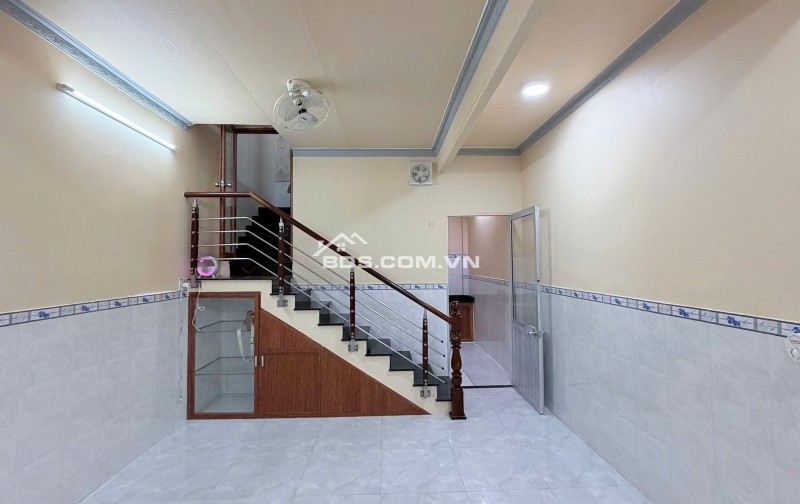 CHO THUÊ NHÀ NGUYÊN CĂN NGAY TRUNG TÂM QUẬN TÂN PHÚ, TPHCM