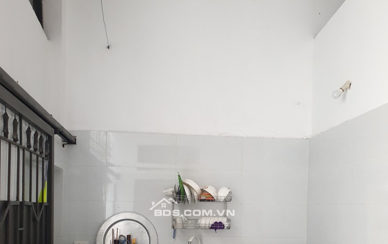 BÁN NHÀ  950 TRIỆU 36M2 SẠCH ĐẸP NGÕ TRẦN HƯNG ĐẠO