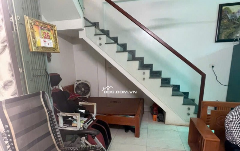 BÁN NHÀ  GIÁ RẺ 1.19 TỶ 3 TẦNG 26M2 ( TÂY NAM ) NGÕ NGUYỄN TRI PHƯƠNG