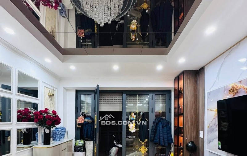 Bán Nhà Ngõ Ô TÔ, Võ Thị Sáu, Hai Bà Trưng 40m, 7 tầng, mt 4m, giá 22.5 tỷ.