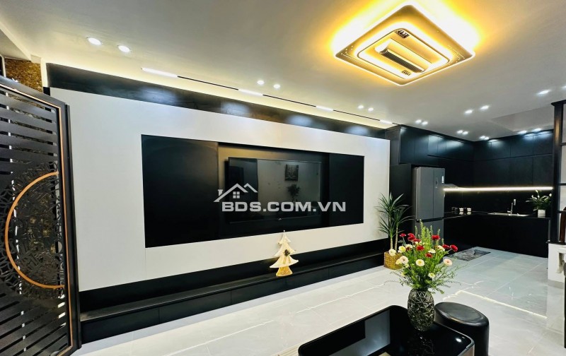 Bán Nhà Gần Phố Cự Lộc, Thanh Xuân 35m, 4 tầng, mt 4m, giá 10.85 tỷ.