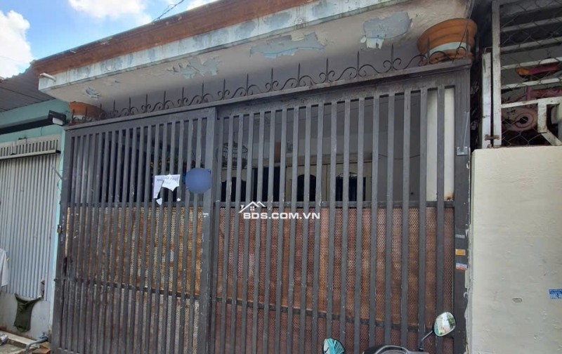 Bán nhà 58.7m2 cấp 4 , hẻm thông xe 3 gác, đường HT45 Q12