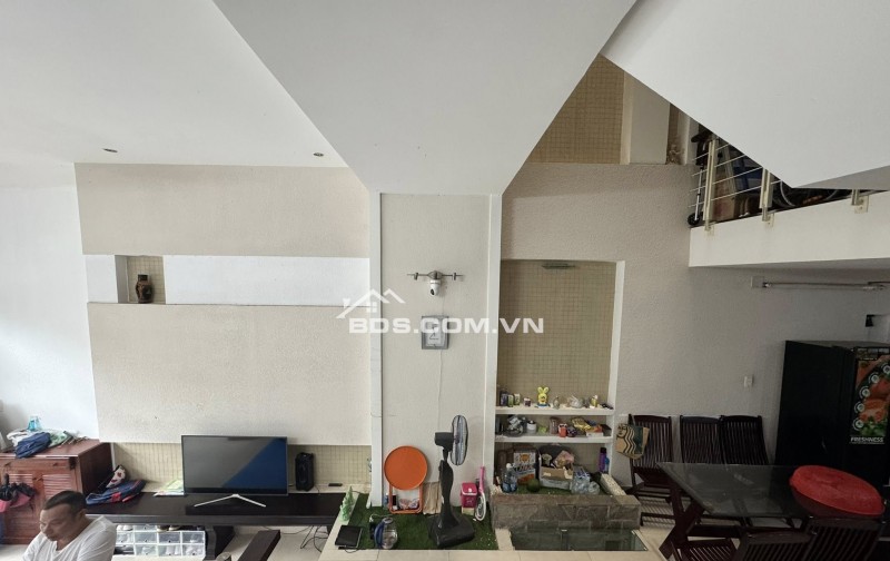 Bán nhà 4 tầng MT đường Tạ Mỹ Duật - Gần cầu Sông Hàn