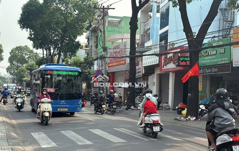 Bán nhà phố 4 lầu ngang 4.2m MTKD đa nghề Quang Trung DTS 174m2 gần chợ HTT nhỉnh 10 tỷ