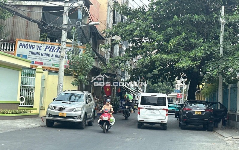 Bán CHDV ngang 6.6m 5 tầng hẻm 467 Lê Đức Thọ 111m2 gần Lotte 24PN TN 50tr chỉ 13.8 tỷ