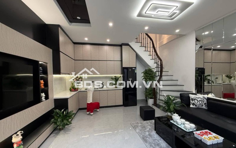 Bán Nhà Minh Khai, Gốc Đề, Hoàng Mai 24/28m, 4 tầng, mt 4.8m, giá 6.86 tỷ