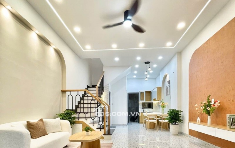 Siêu phẩm sát mặt tiền Bùi Đình Túy, Bình Thạnh, 45 m2, giá chỉ 6,9x tỷ