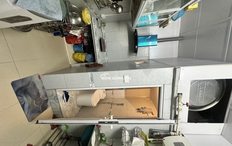 Bán nhà tập thể Hai Bà Trưng 50m ngay Lò Đúc chỉ 2,9x tỷ cải tạo thành 2 ngủ