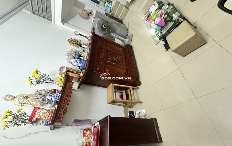 Bán nhà tập thể Hai Bà Trưng 50m ngay Lò Đúc chỉ 2,9x tỷ cải tạo thành 2 ngủ