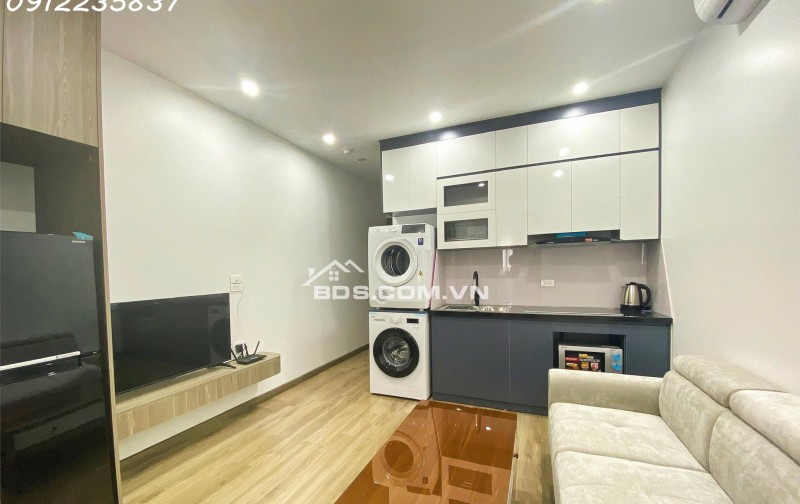 Cho thuê căn hộ cao cấp (1 ngủ + 1 khách) tại Lạc long Quân - Tây hồ, DT 41-43m2