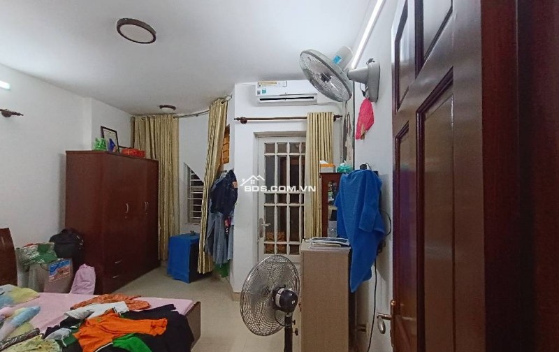 Bán nhà 2 tầng Nguyễn Văn Quỳ, Q7, 160m2, chỉ 8 tỷ