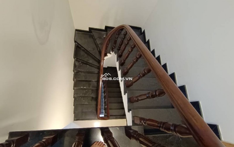 Bán nhà 2 tầng Nguyễn Văn Quỳ, Q7, 160m2, chỉ 8 tỷ