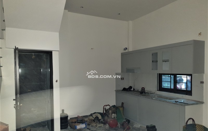 BÁN NHÀ ĐẸP 1.75 TỶ 3 TẦNG 52M2 ( ĐÔNG BẮC ) NGÕ KHU ĐỆ TỨ