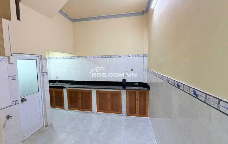 CHO THUÊ NHÀ NGUYÊN CĂN NGAY TRUNG TÂM QUẬN TÂN PHÚ, TPHCM