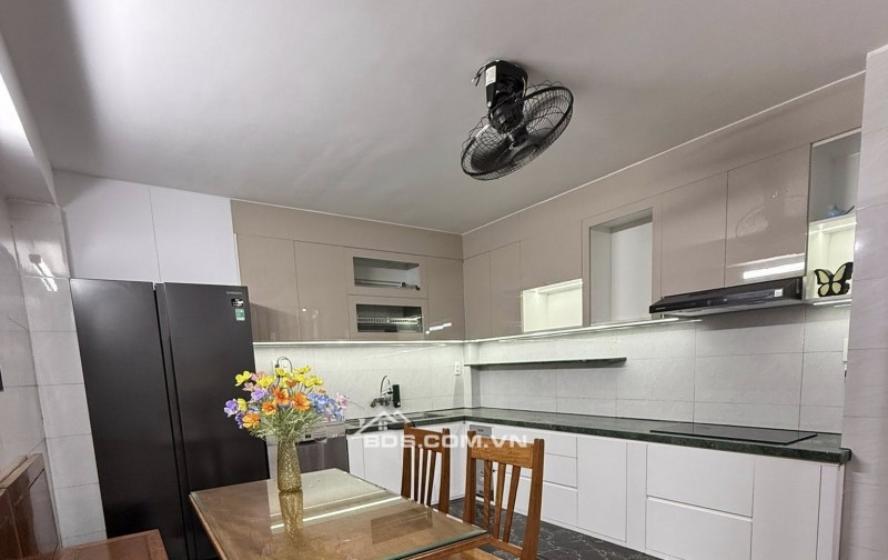 Bán nhà 3.5 tầng Kiệt Trần Cao Vân - thông kiệt 671 Nguyễn Tất Thành