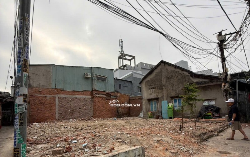 Bán đất kiệt sau lưng nhà mặt tiền 351 Trần Hưng Đạo