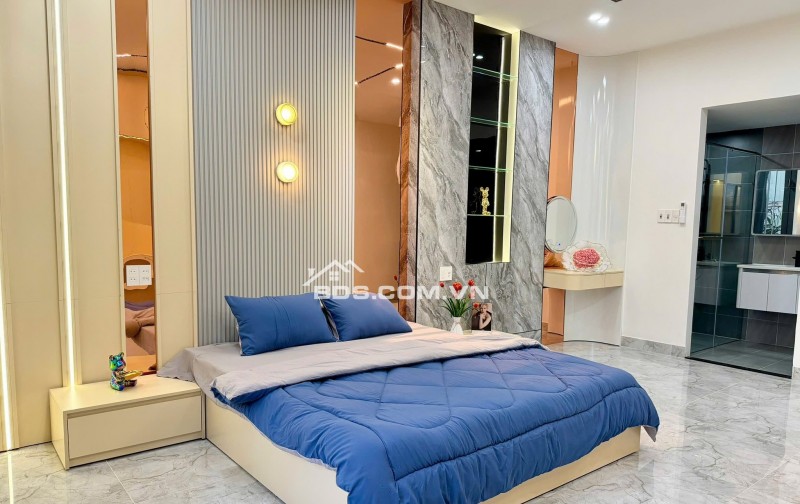 Bán Siêu phẩm nhà 3 Tầng FULL nội thất mặt tiền Dương Đức Hiền - Gần biển