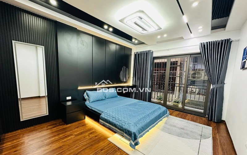 Bán Nhà Gần Phố Cự Lộc, Thanh Xuân 35m, 4 tầng, mt 4m, giá 10.85 tỷ.