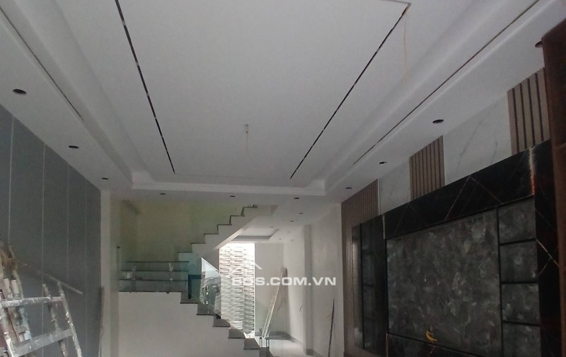 BÁN NHÀ ĐẸP 2.38 TỶ 3 TẦNG 65M2 ( ĐÔNG NAM ) NGÕ ĐIỆN BIÊN