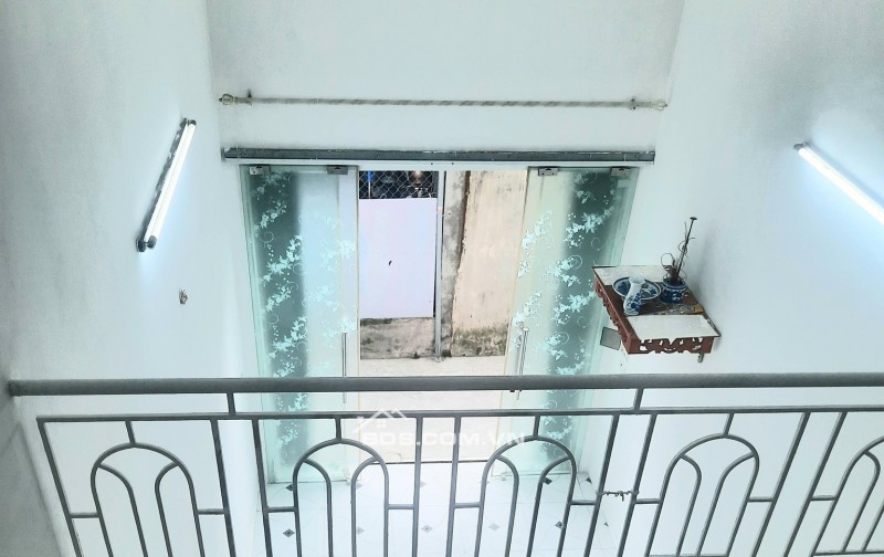 BÁN NHÀ 1.05 TỶ 2 TẦNG 21M2 NGÕ THẲNG NGẮN ĐƯỜNG ĐIỆN BIÊN