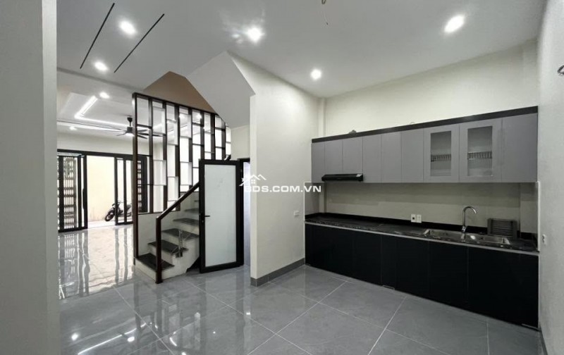 BÁN NHÀ 2.35 TỶ 3 TẦNG 54M2 ( ĐÔNG NAM ) NGÕ PHÙ NGHĨA