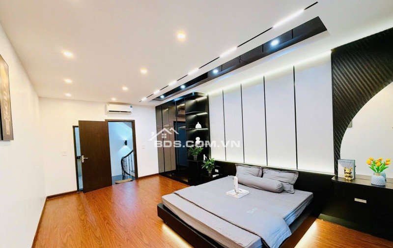 Bán Nhà Thịnh Quang, Đống Đa 36m, 4 tầng, mt 3.8m, giá 9.5 tỷ