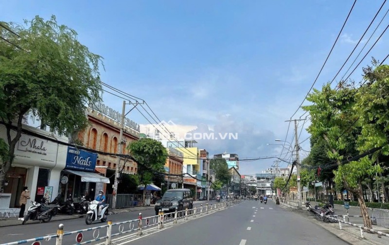 Bán đất tặng nhà hẻm 1 sẹc 8m Nguyễn Văn Khối 72m2 ngang 4m gần CV Làng Hoa chỉ 8 tỷ.