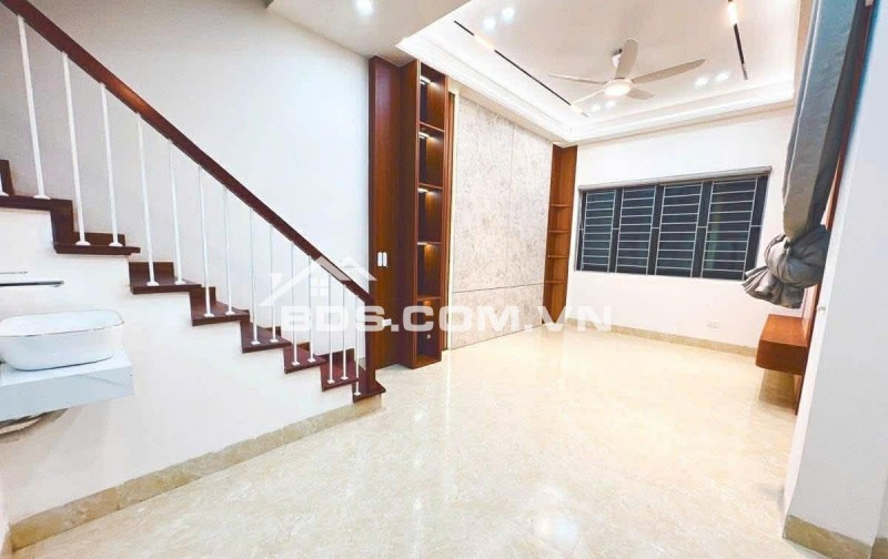 HIẾM XUÂN ĐỈNH CHỈ HƠN 200TR/M2 LÔ GÓC - NGÕ RỘNG-50M2 x 5 TẦNG-MT6.2m-FULL NỘI THẤT-LH:0862490218